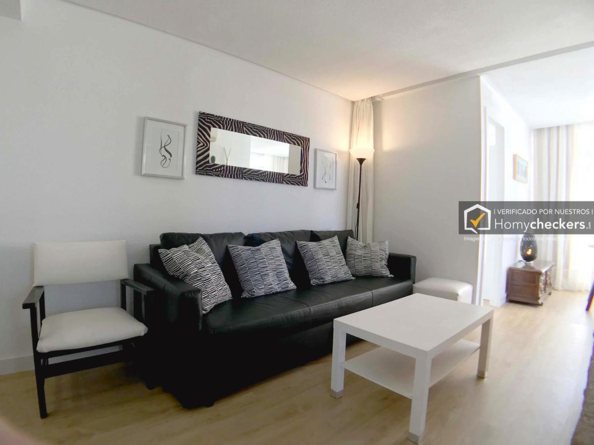 Cozy Apartamento Centro Торемолинос Екстериор снимка