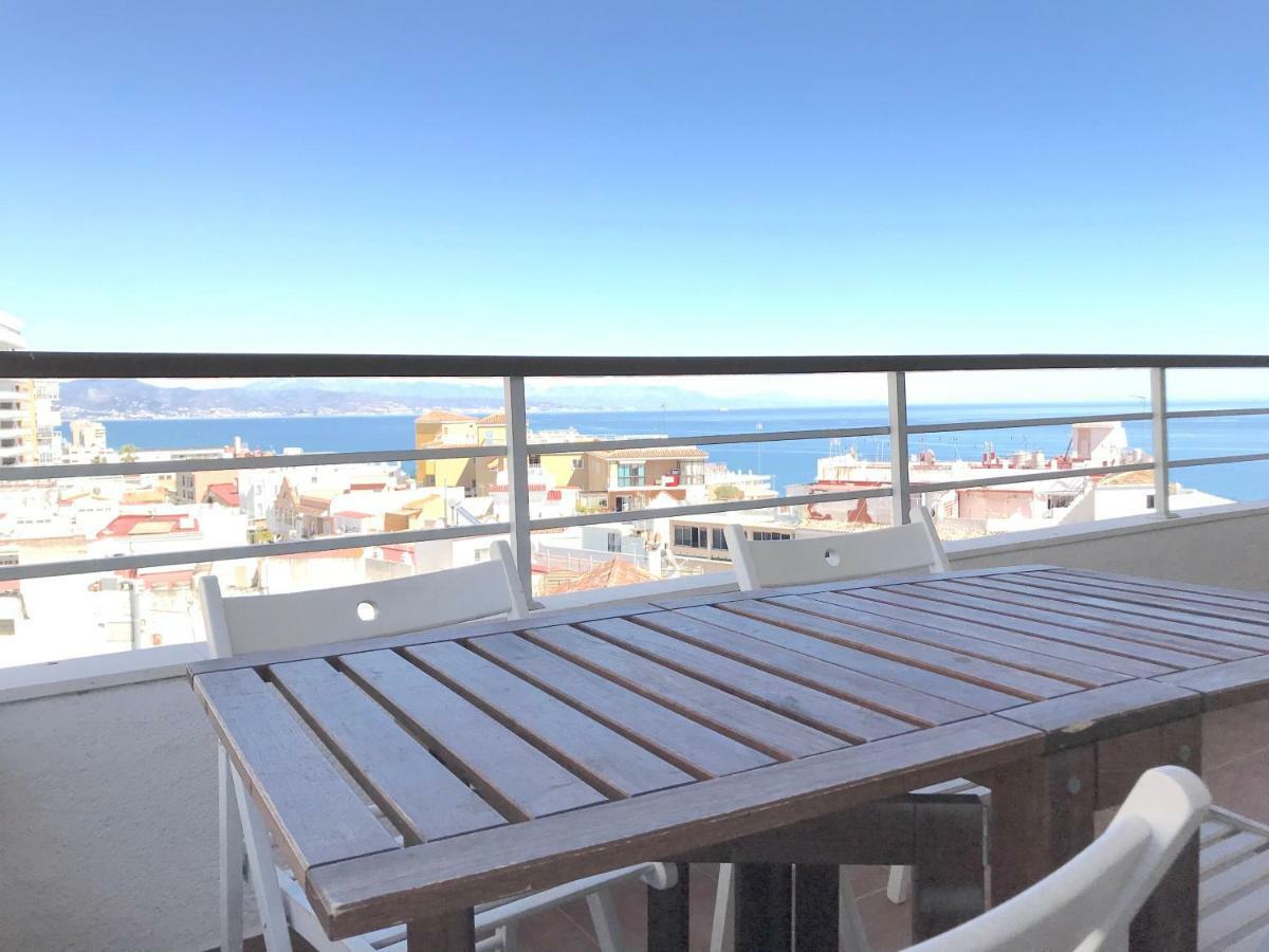 Cozy Apartamento Centro Торемолинос Екстериор снимка